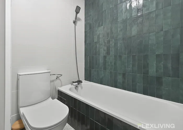 The Perfect Balance Between Leisure Relaxation And Culture 아파트