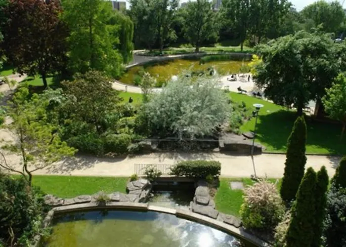 The Perfect Balance Between Leisure Relaxation And Culture 파리