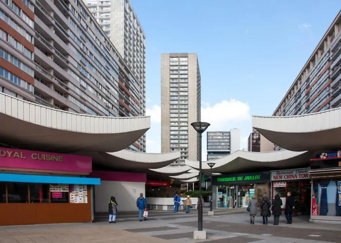 The Perfect Balance Between Leisure Relaxation And Culture 아파트