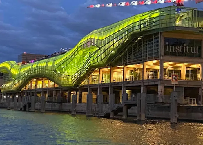 The Perfect Balance Between Leisure Relaxation And Culture 아파트 파리